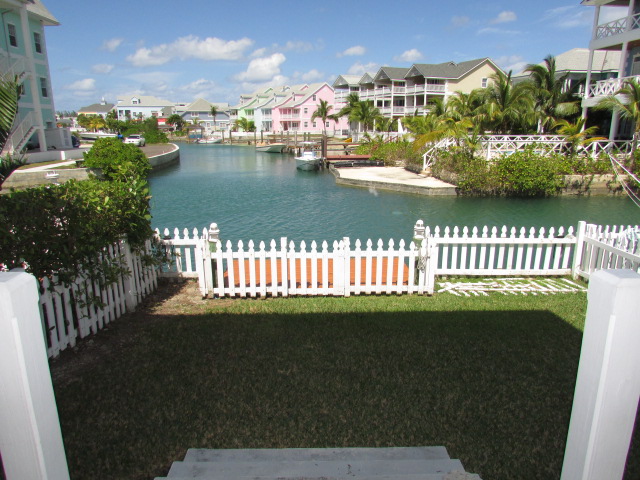 /listing-rented-canal-front-townhouse-in-gated-community-21712.html from Coldwell Banker Bahamas Real Estate