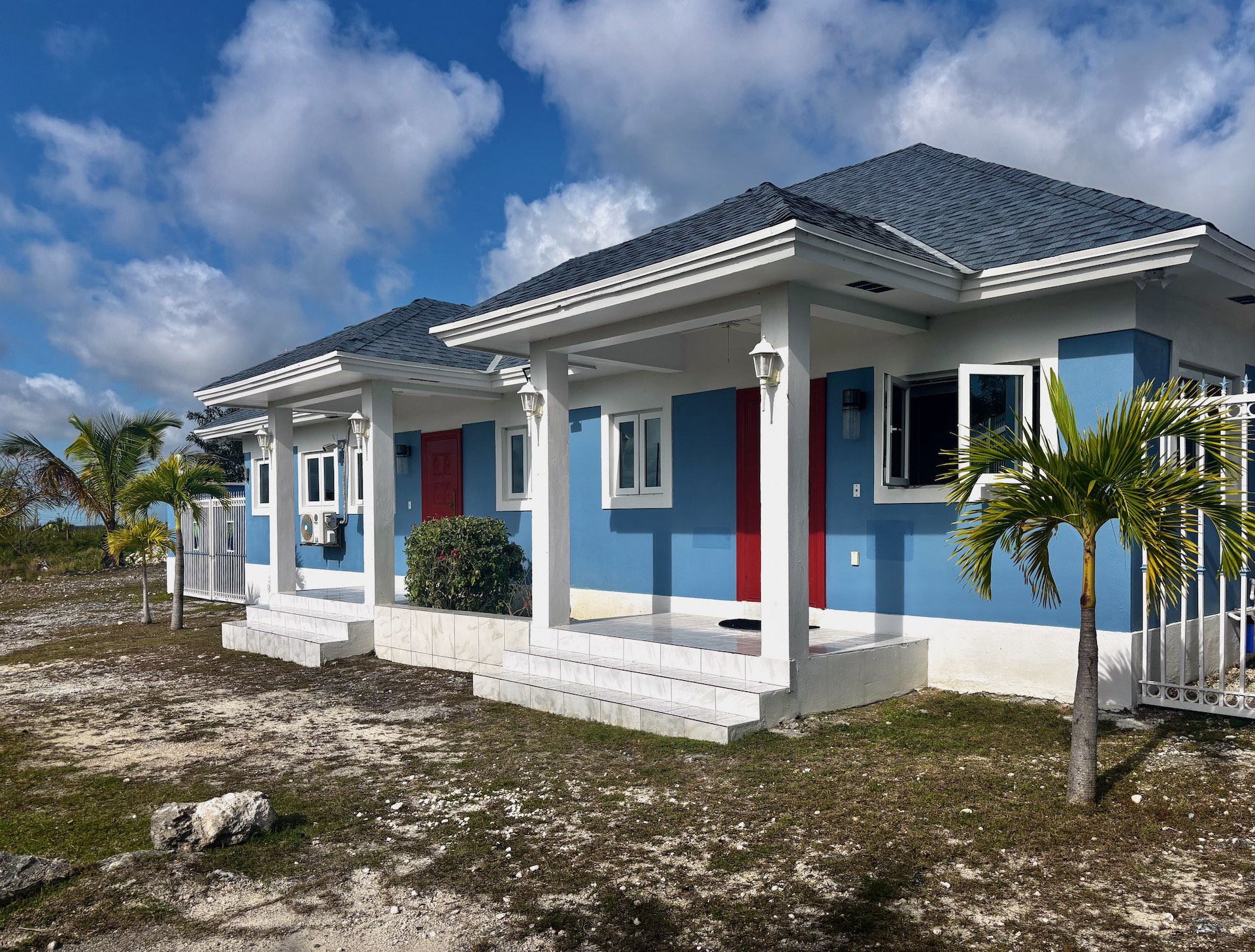 /listing-central-pines-duplex-for-sale-75078.html from Coldwell Banker Bahamas Real Estate