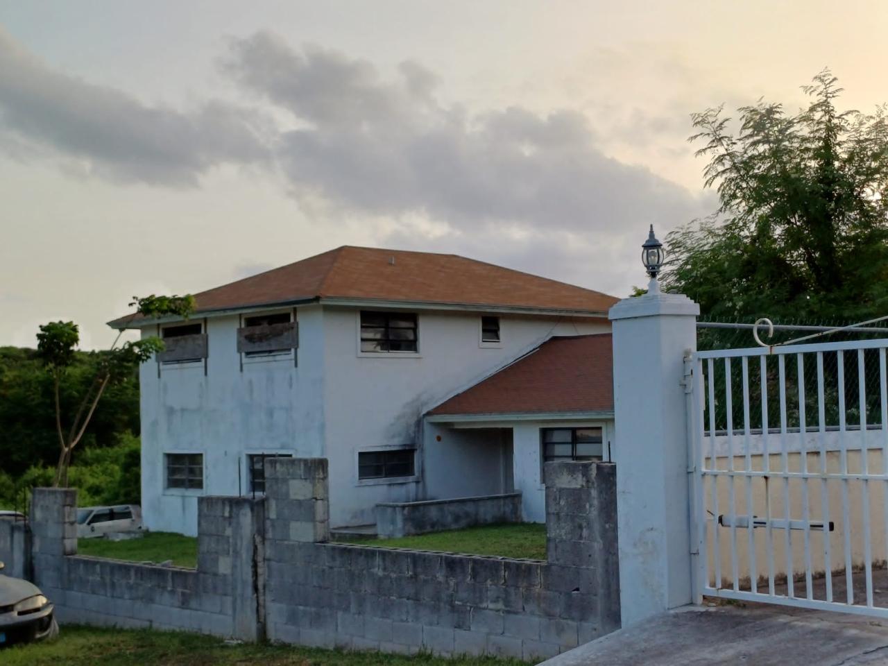 Bahamas Real Estate on Nassau / New Providence For Sale - ID 70219