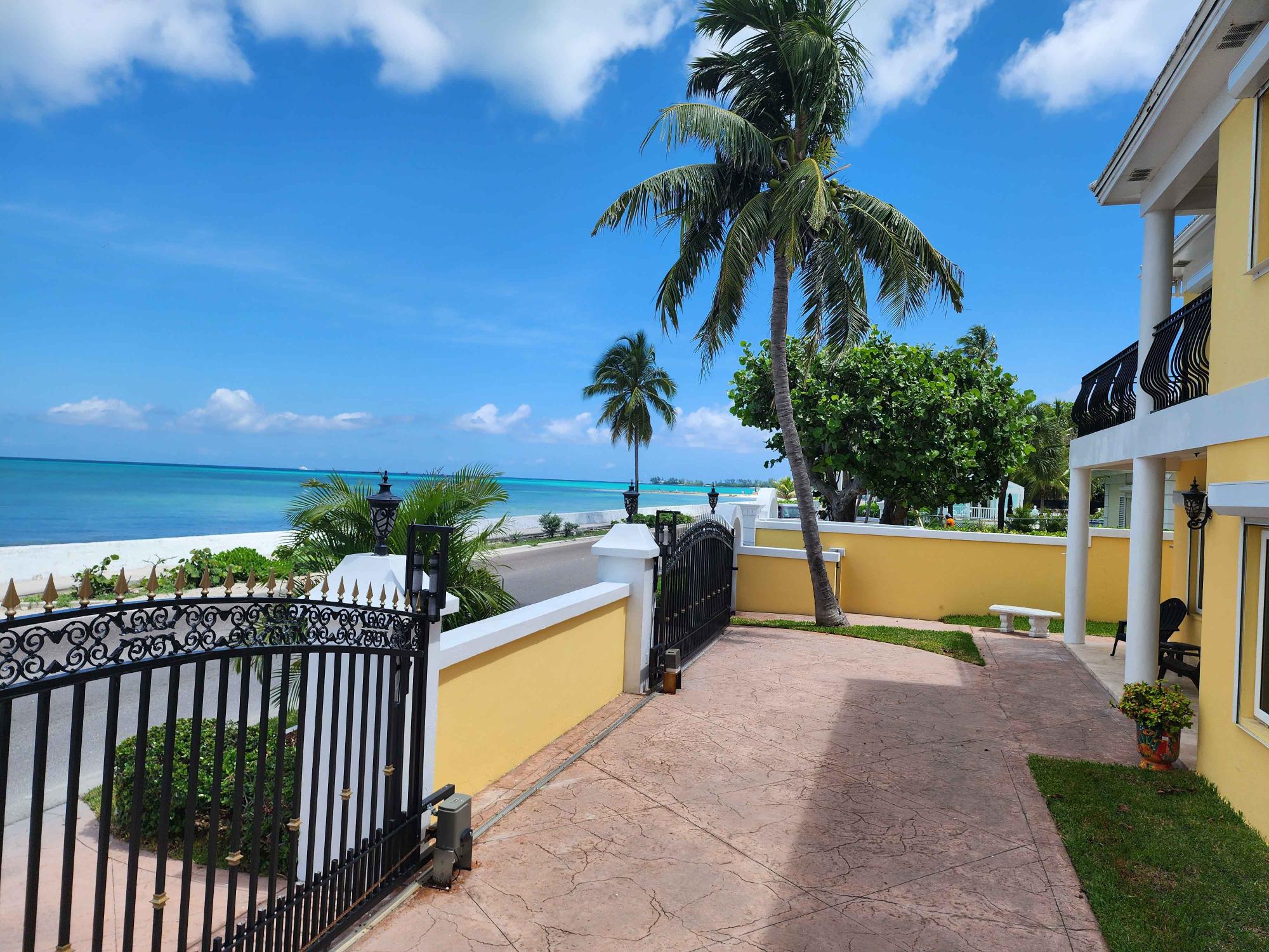 /listing-single-family-home-in-west-bay-street-69667.html from Coldwell Banker Bahamas Real Estate