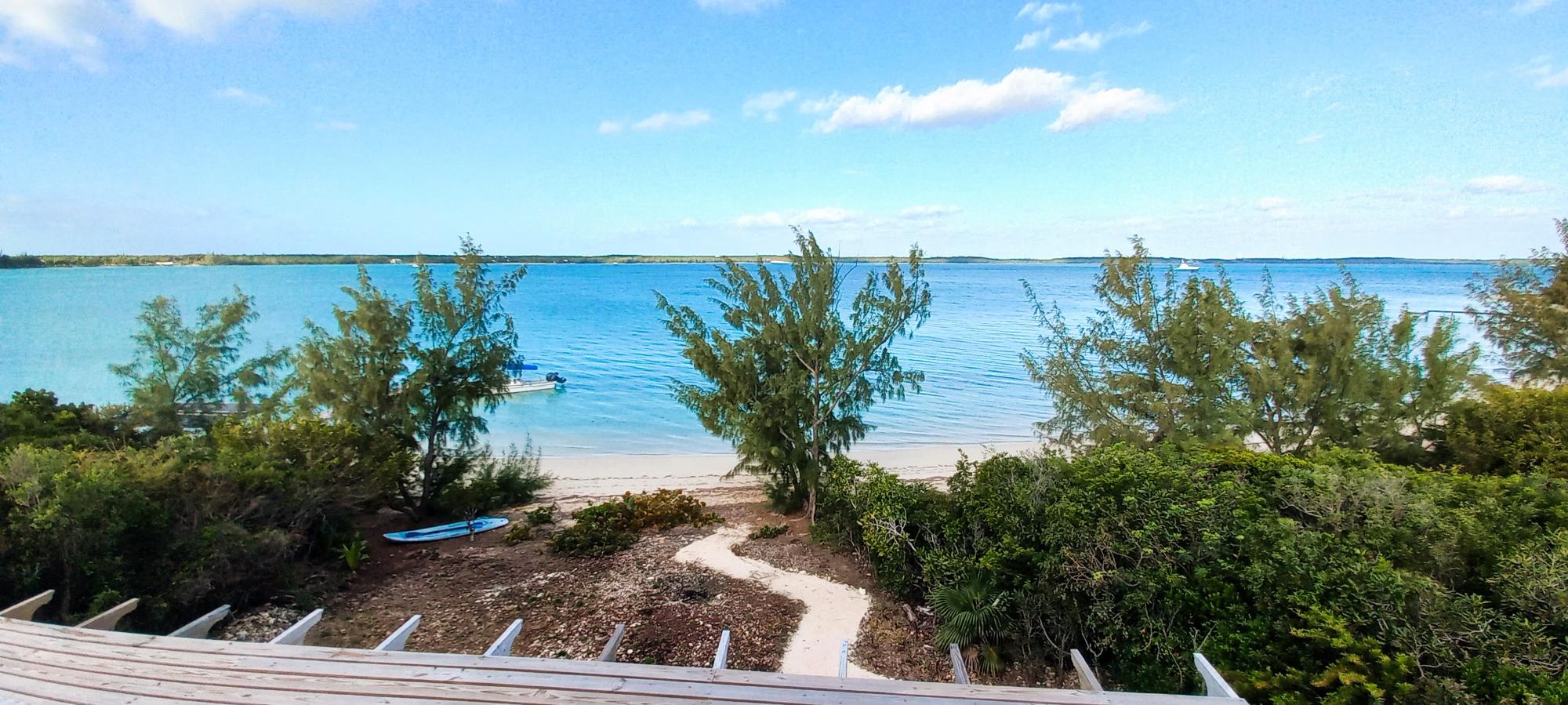 /listing-single-family-home-in-whale-point-68491.html from Coldwell Banker Bahamas Real Estate