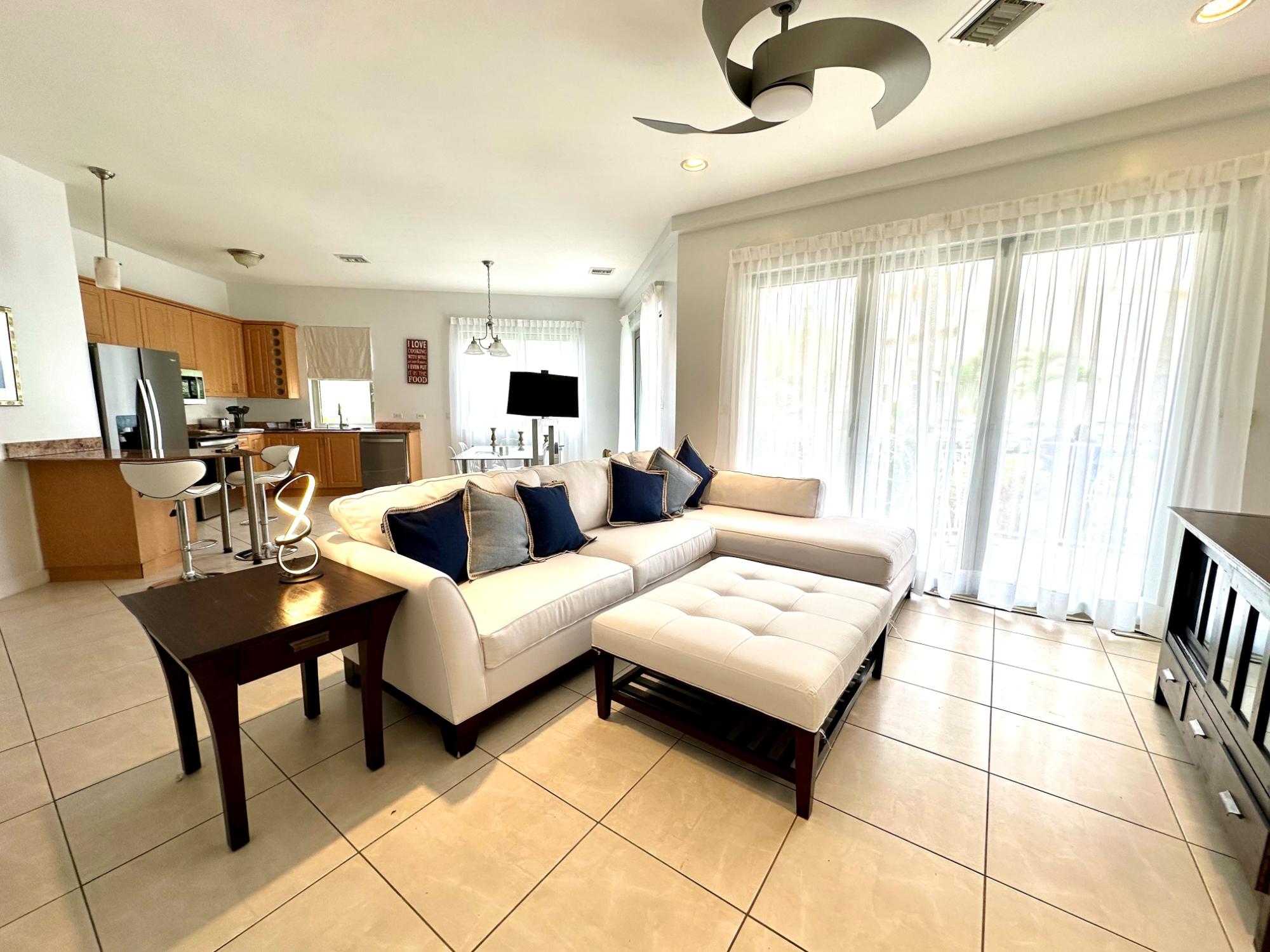 /listing-condo-in-love-beach-70940.html from Coldwell Banker Bahamas Real Estate