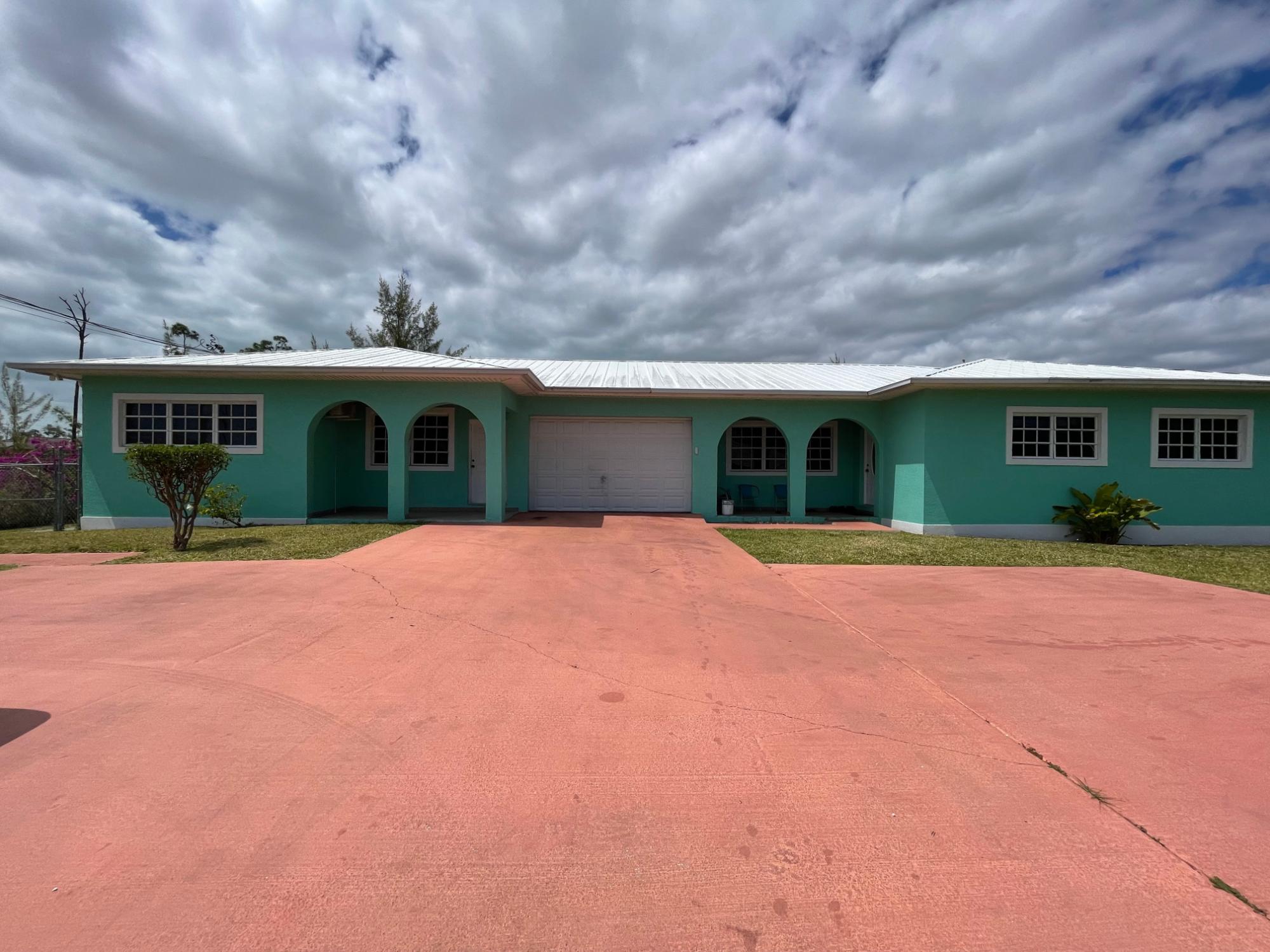/listing-half-duplex-in-lincoln-green-70971.html from Coldwell Banker Bahamas Real Estate