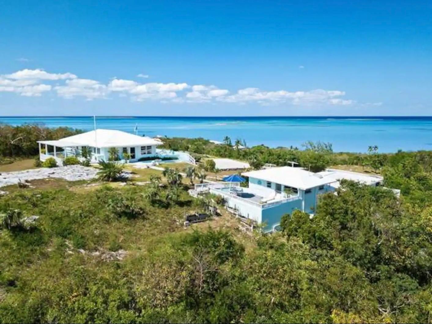 /listing-single-family-home-in-hoopers-bay-70896.html from Coldwell Banker Bahamas Real Estate