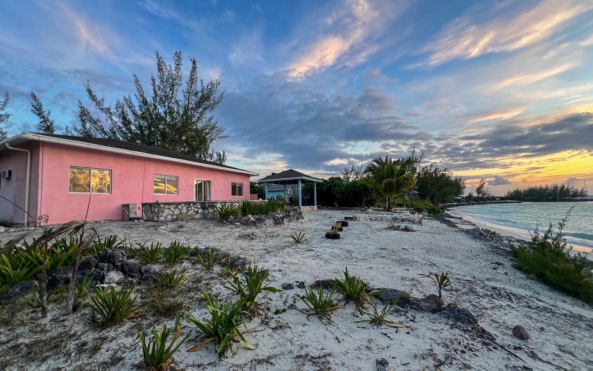 /listing-single-family-home-in-bennetts-harbour-74495.html from Coldwell Banker Bahamas Real Estate