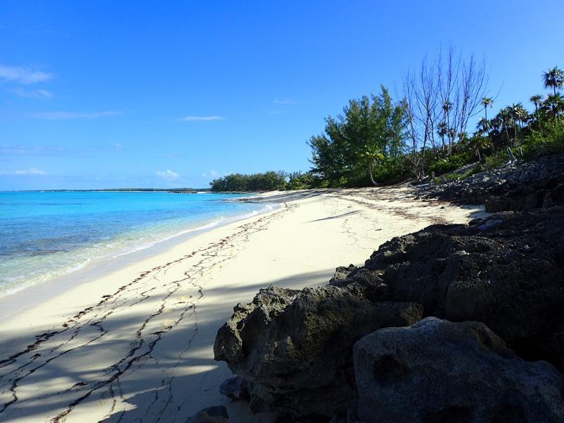 /listing-lots-acreage-in-rose-island-74684.html from Coldwell Banker Bahamas Real Estate